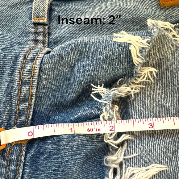 Levis‎ Shorts Womens 28 Denim Cut Off 501 Button Fly Bling Distressed EUC - Picture 11 of 12